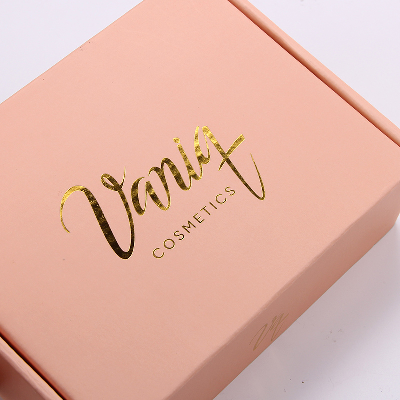 Caja de correo de embalaje corrugado de comercio electrónico de cosméticos con logotipo de hoja de oro personalizado 